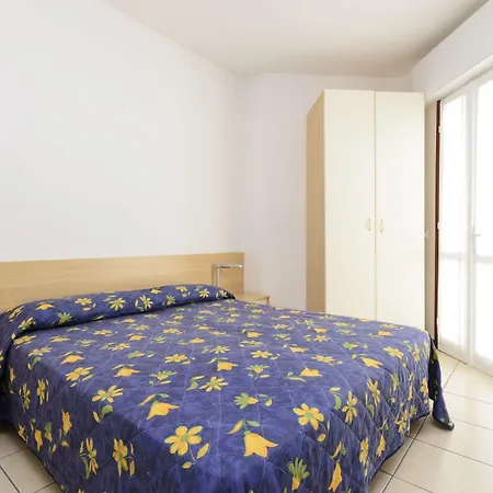 Rubin Apartment *